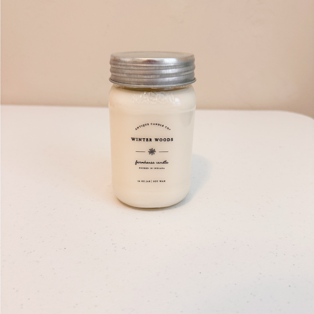 Antique Candle Company 16 oz New Winter Woods Candle